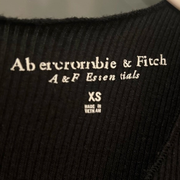 Abercrombie & Fitch x Kathleen Post Long-Sleeve Seamed Crew Top - Picture 4 of 5